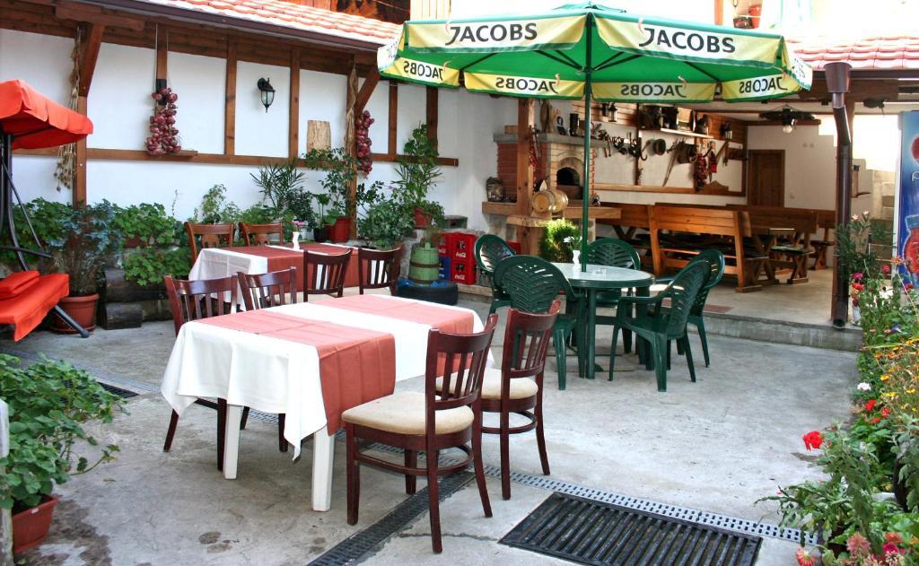Family Hotel Zora Razlog Luaran gambar