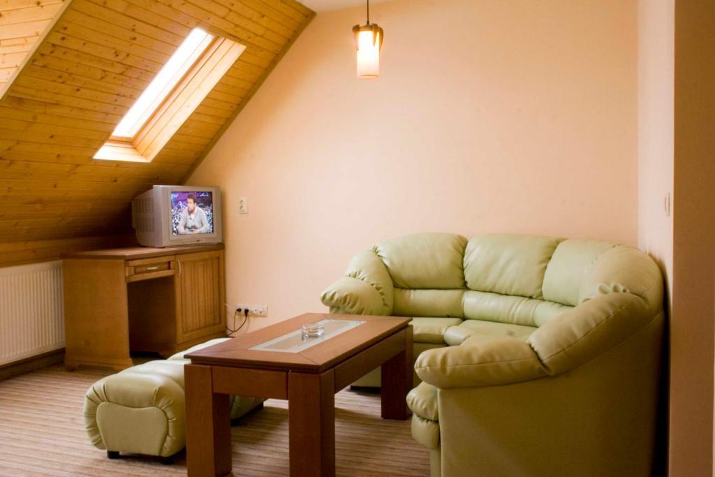 Family Hotel Zora Razlog Bilik gambar