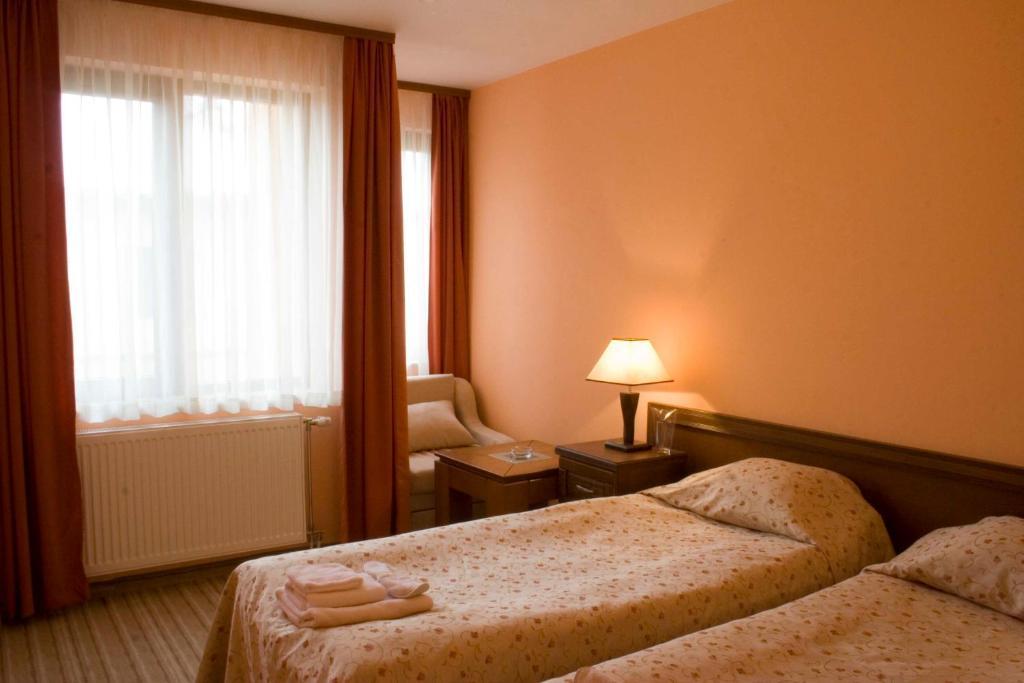 Family Hotel Zora Razlog Bilik gambar