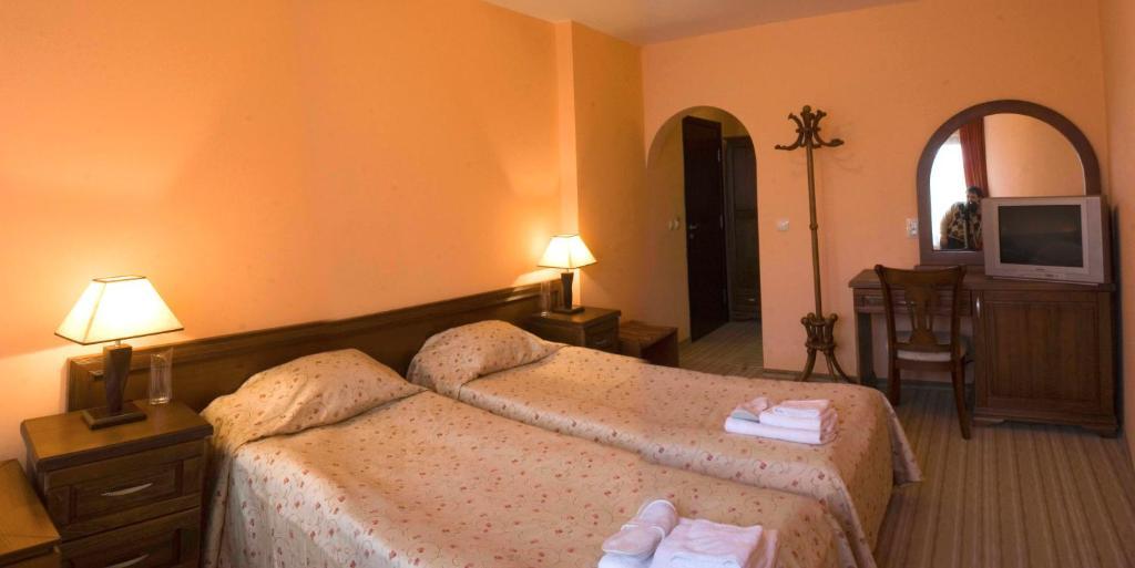 Family Hotel Zora Razlog Bilik gambar
